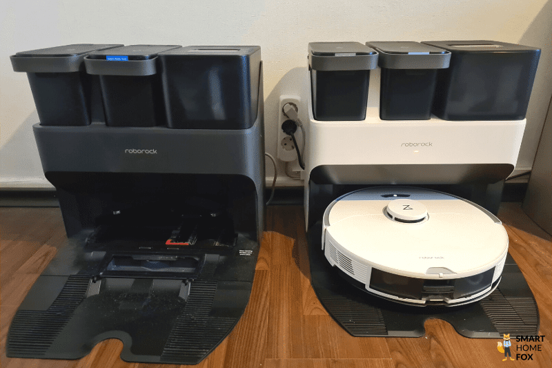 Die schwarze und die weiße Ultra Station stehen vor einer weißen Wand